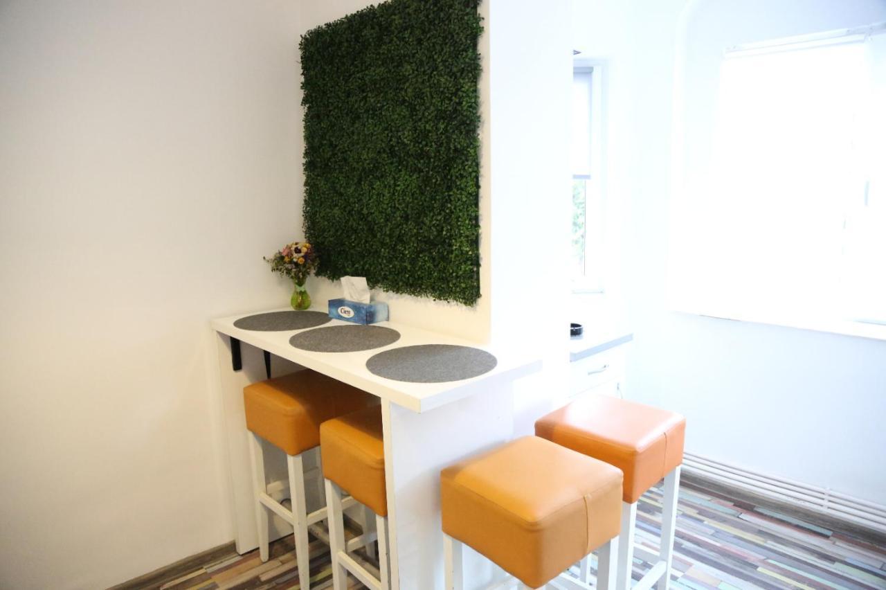 Croma Holiday Petrosani Apartment Luaran gambar